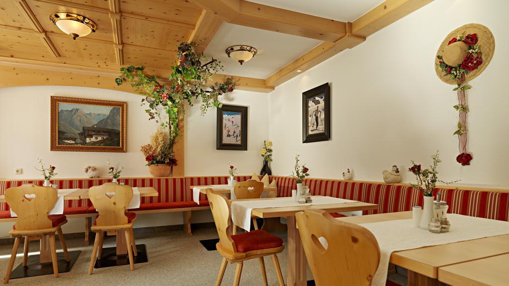 Landhaus Strolz St. Anton am Arlberg Exterior foto