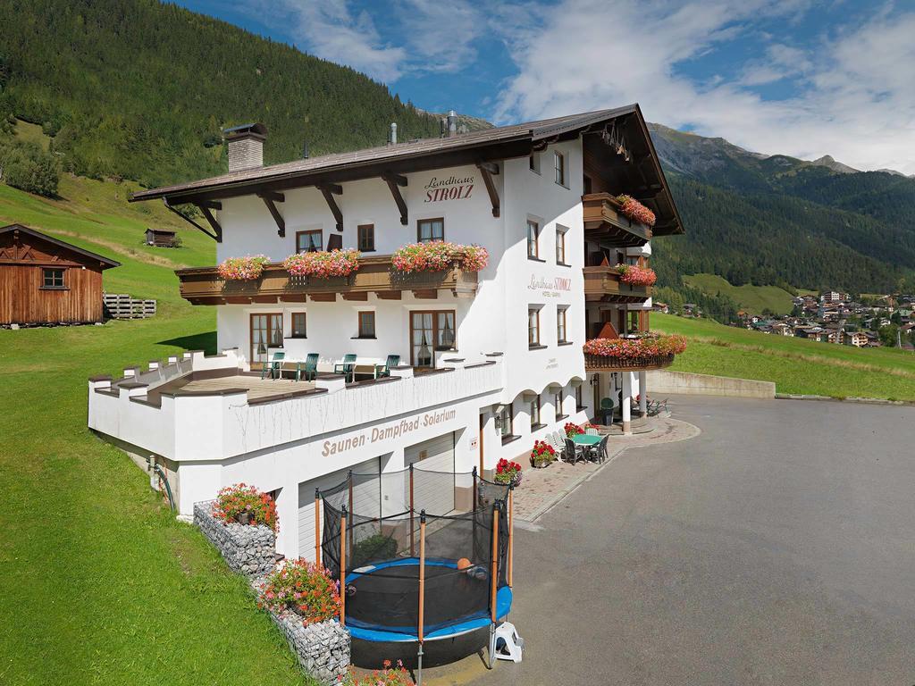 Landhaus Strolz St. Anton am Arlberg Exterior foto