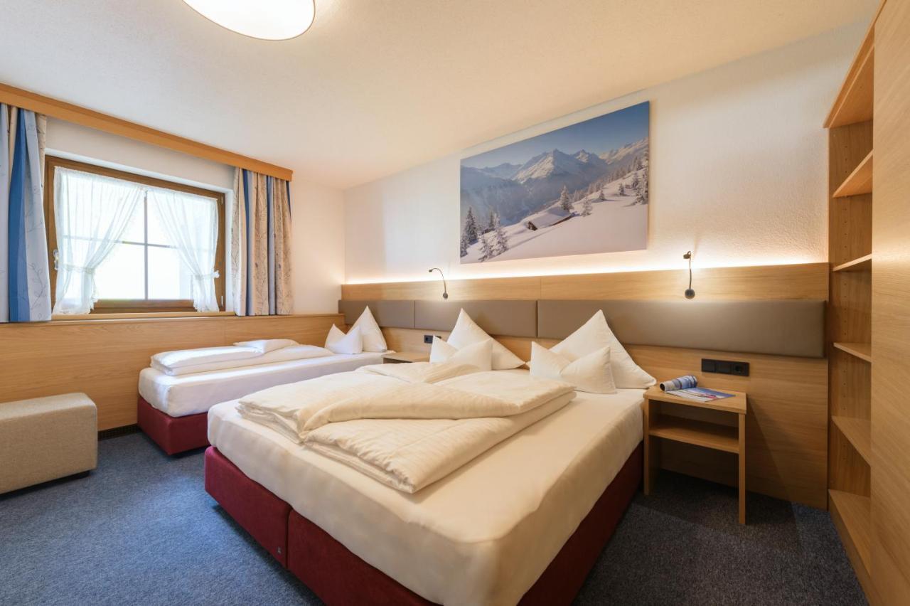 Bed and Breakfast Landhaus Strolz St. Anton am Arlberg Exterior foto