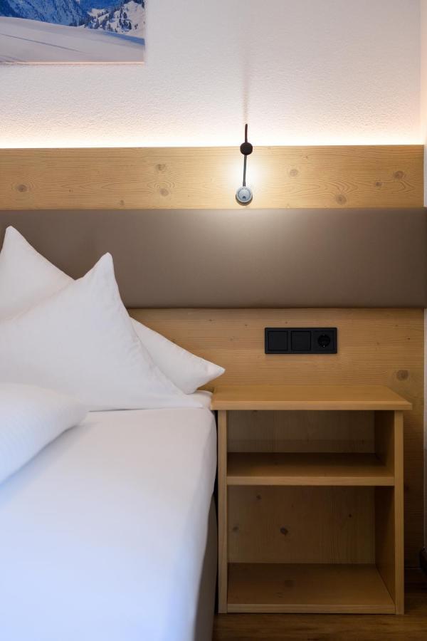 Landhaus Strolz St. Anton am Arlberg Exterior foto