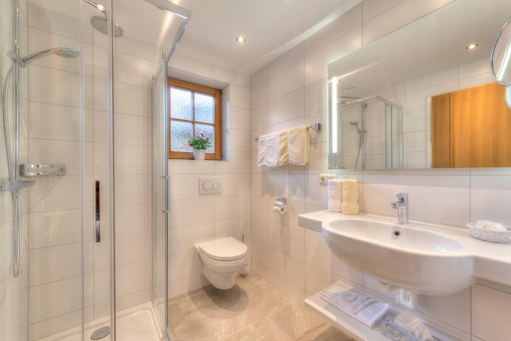 Landhaus Strolz St. Anton am Arlberg Exterior foto